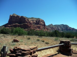 sedona_random_rocks